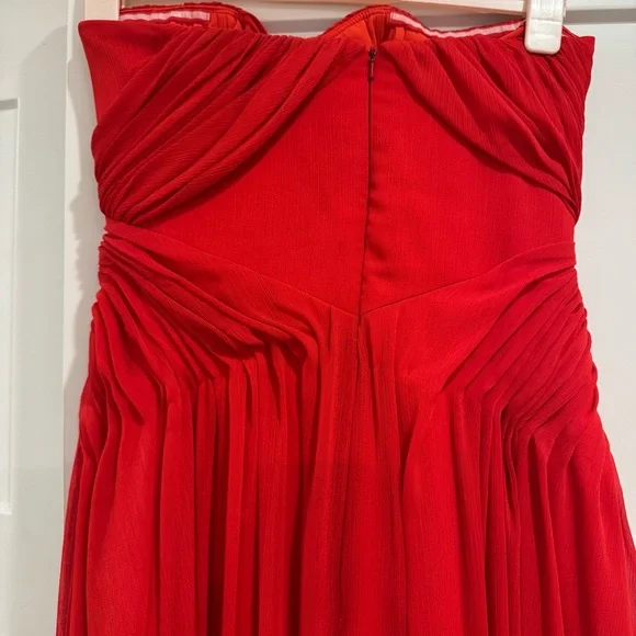 Badgley Mischka Celebrity Gown, Red Chiffon, Size 4 - Picture 11 of 15
